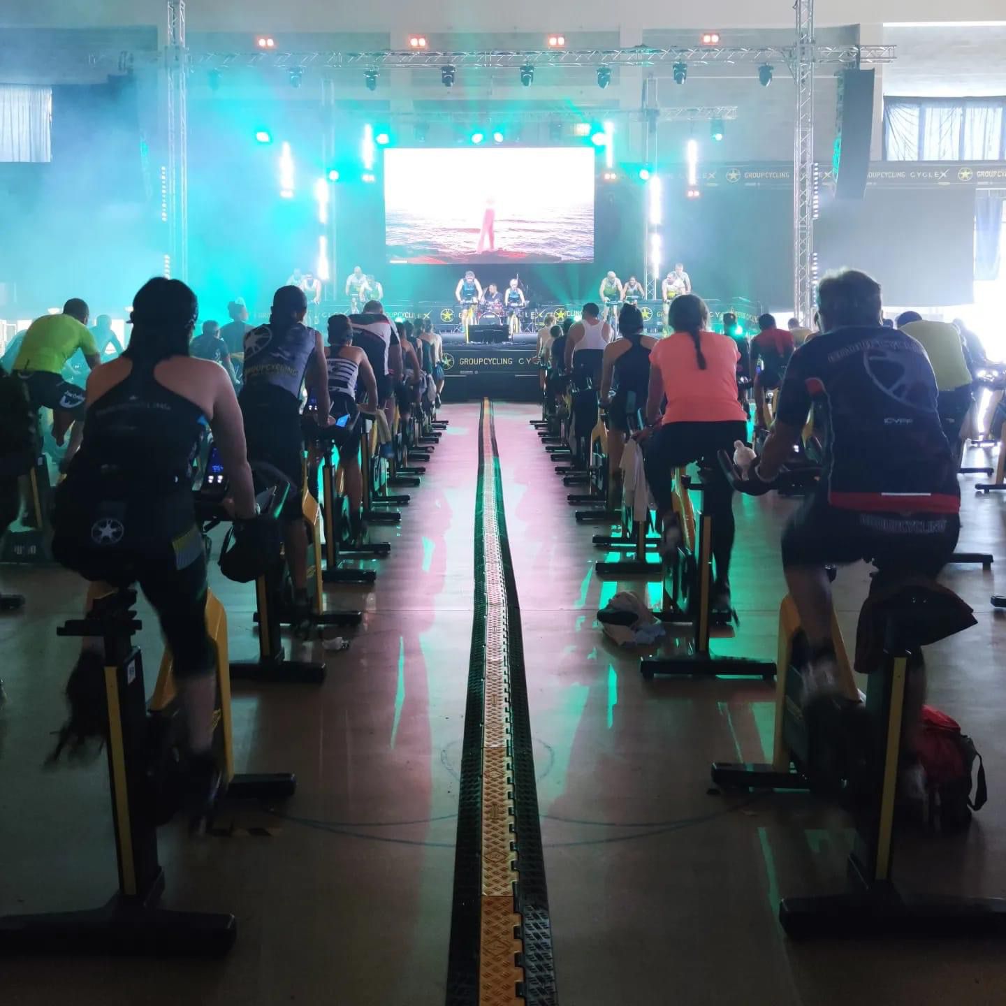 Centinaia di atleti e appassionati a Riccione per IMD indoor cycling