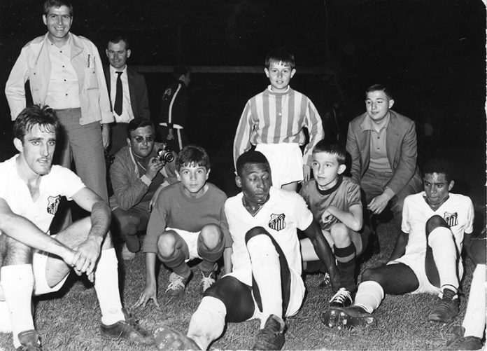 Pelé allo stadio di Riccione nel 1967