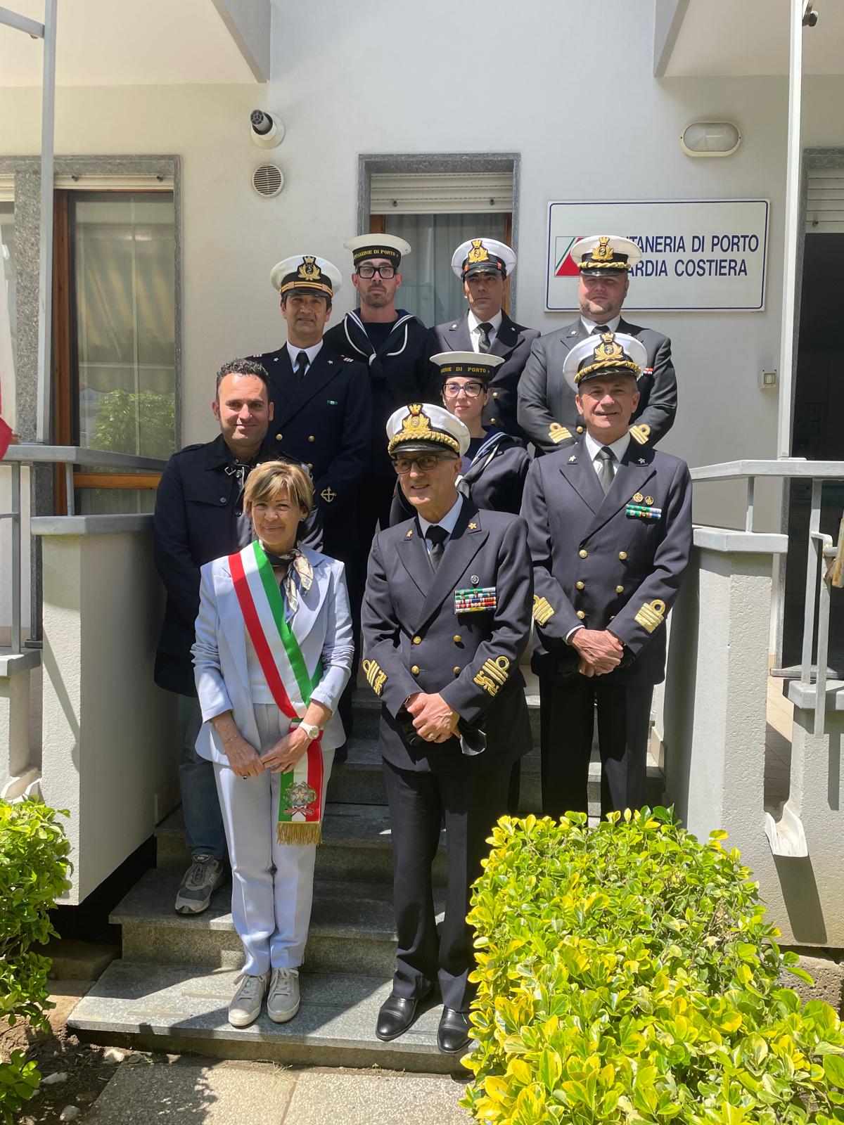 La sindaca Angelini e l’assessore Andruccioli hanno portato i saluti dell’amministrazione e della città all’ammiraglio ispettore capo Carlone