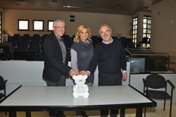 Riccione: Simona Ventura presenta "La mia mano", cena di beneficenza in favore dei bambini della casa famiglia di Montefiore Conca
