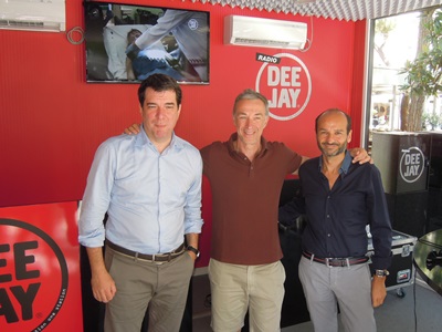 da sinistra l'Assessore al Turismo Claudio Montanari, Linus Direttore artistico di Radio Deejay e Daniele De Luigi Amministratore San Marino Performance